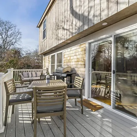 Villa Newly Renovated 3Br 2Ba - Walk To Restaurants